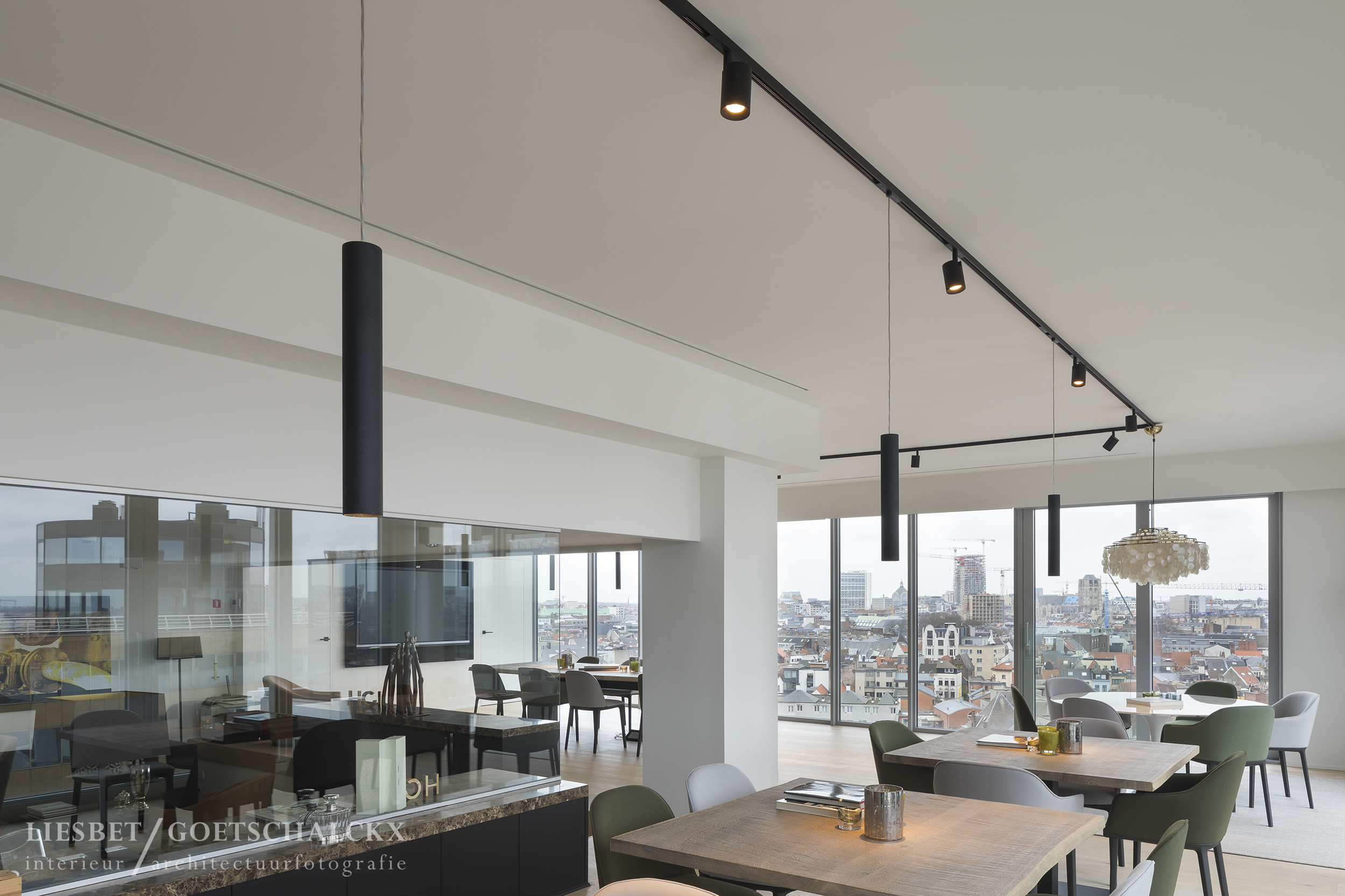 The-Glassroom-1.jpg